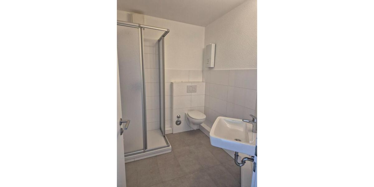 Etagenwohnung Solingen - 3 Zimmer, 71 m&sup2;, 535&euro; | Angebot:25751662