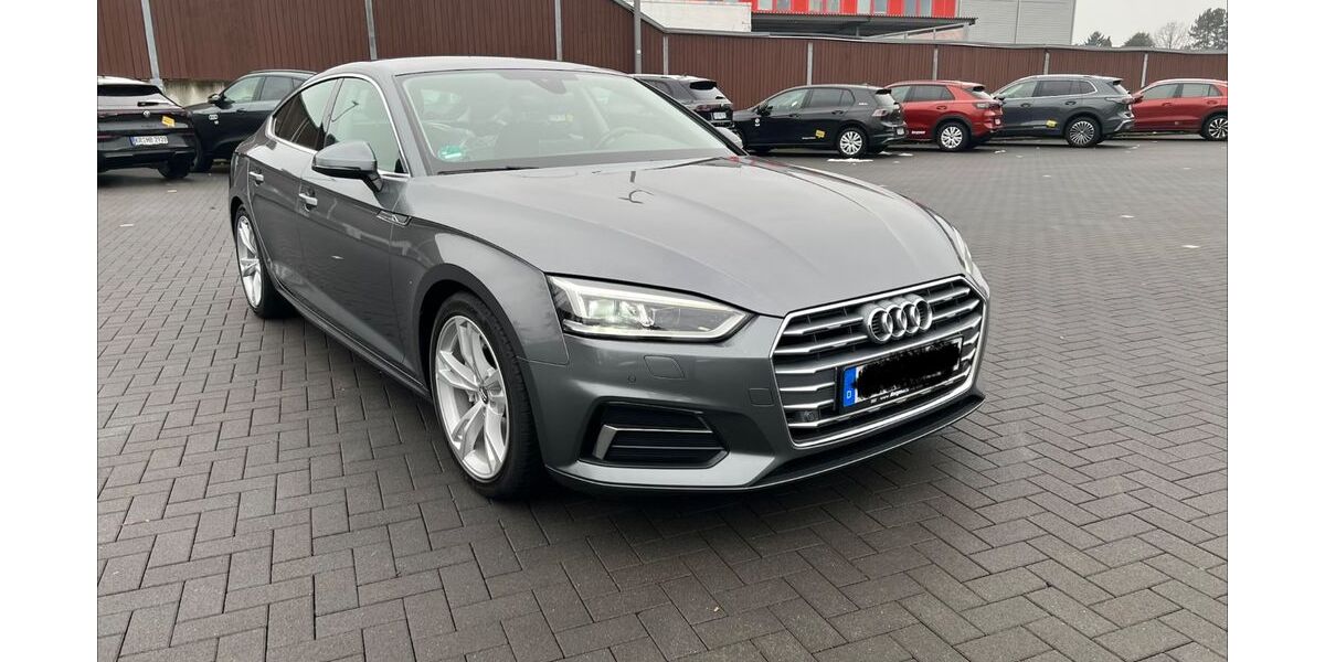 Audi A5 102.300 km 24.900 &euro; Krefeld 47806