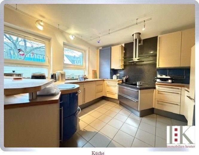 Attraktives freistehendes Einfamilienhaus! TOP Lage #Meerbusch-Büderich! 4 zimmer