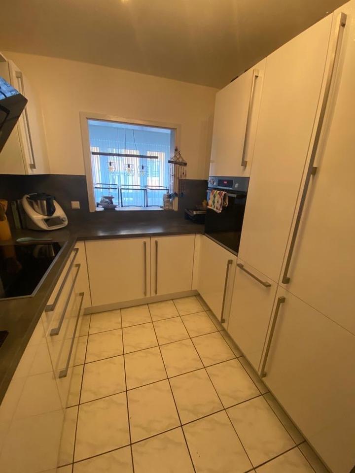 Moderne 3,5 Zimmer Wohnung mit Terrasse in zentraler Lage