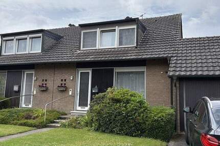 Doppelhaushälfte mit 2 Garagen 4 zimmer