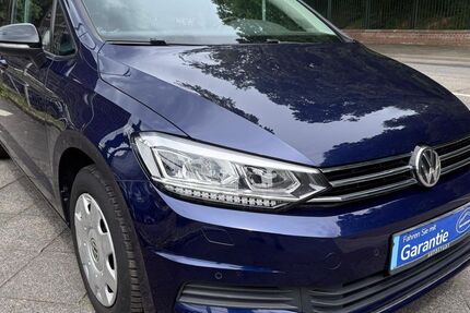 VW Touran 84.000 km 19.450 &euro; Mönchengladbach - Odenkirchen 41199