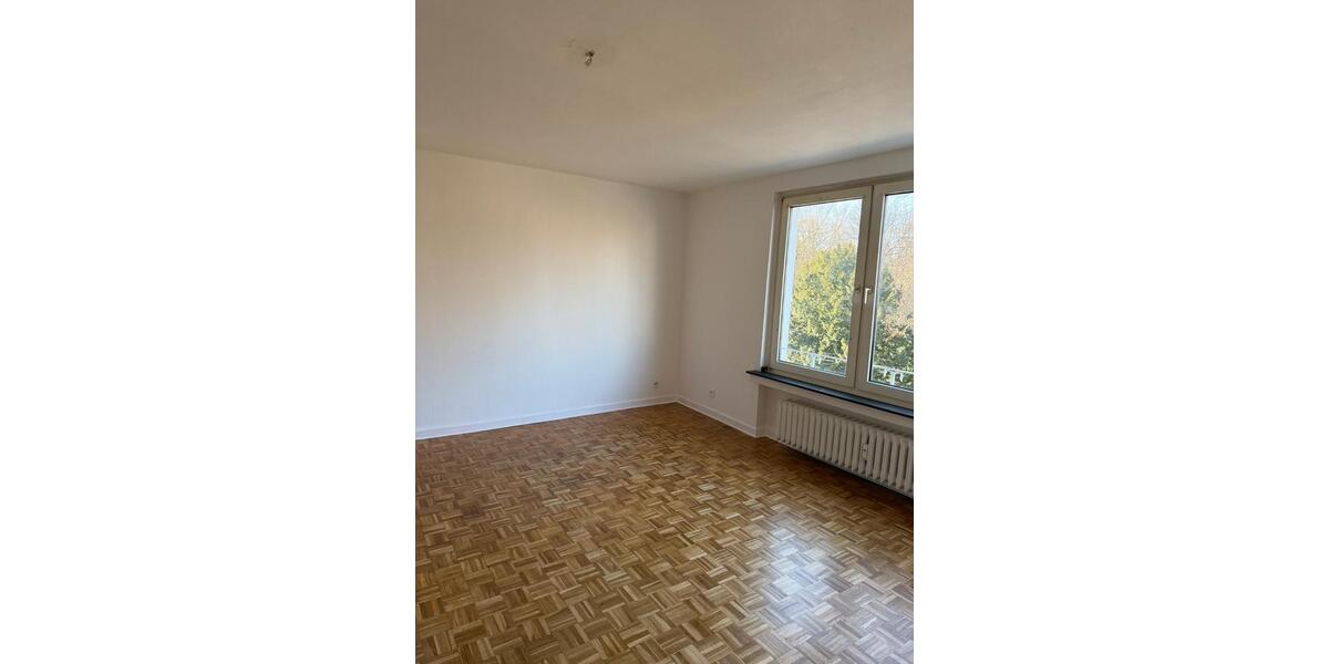 Etagenwohnung Krefeld - 4 Zimmer, 96 m&sup2;, 725&euro; | Angebot:25646816