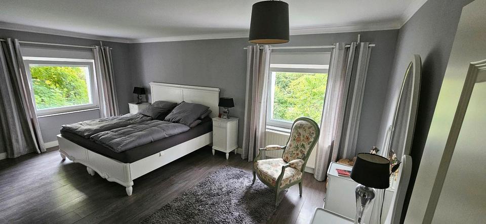 Freistehendes Mehr-Einfamlienhaus Top Lage Stadionviertel Neuss