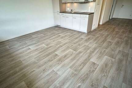 Wohnung zum Mieten in Chemnitz 318 € 42.35 m²