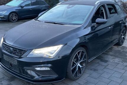 Seat Leon 127.354 km 14.950 &euro; Hilden 40721