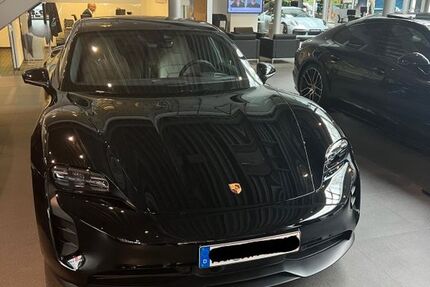 Porsche Taycan 5.300 km 69.900 € Mönchengladbach, Regierungsbezirk Düsseldorf 41069