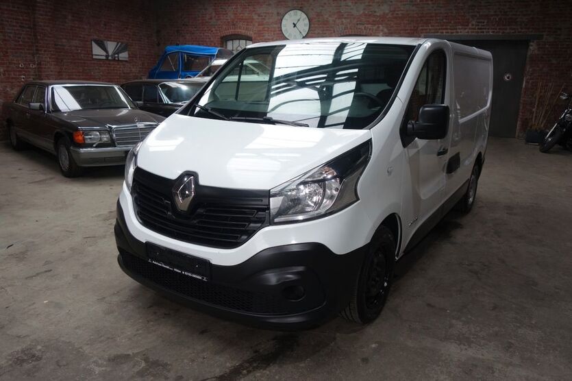 Renault Trafic 302.548 km 9.980 € Hilden 40721