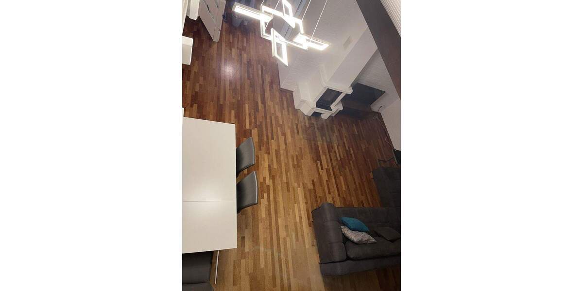 Möblierte Wohnung mit Galerie in einer Top-Lage, Pauschalmiete 4 zimmer