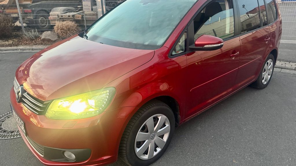 VW Touran 149.999 km 5.990 &euro; Dormagen 41540