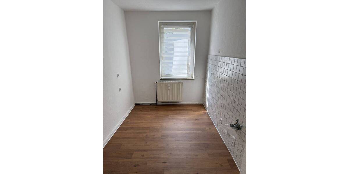Etagenwohnung Düsseldorf Rath - 2 Zimmer, 51 m&sup2;, 500&euro; | Angebot:26886914
