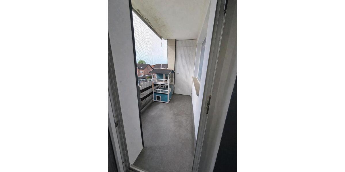 Etagenwohnung Duisburg Rheinhausen - 3 Zimmer, 74 m&sup2;, 190.000&euro; | Angebot:26946330