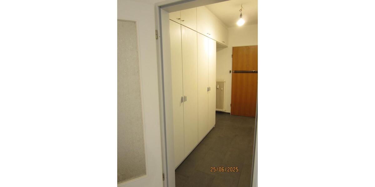 Vollständig renovierte 1-Zimmer-Wohnung mit separatem Schlafraum 1 zimmer