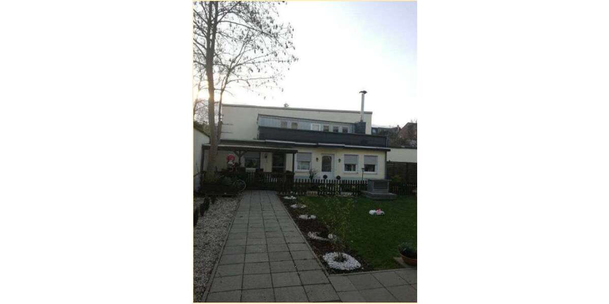 Haus zum Mieten in Krefeld 1.080 € 120 m² 4 zimmer