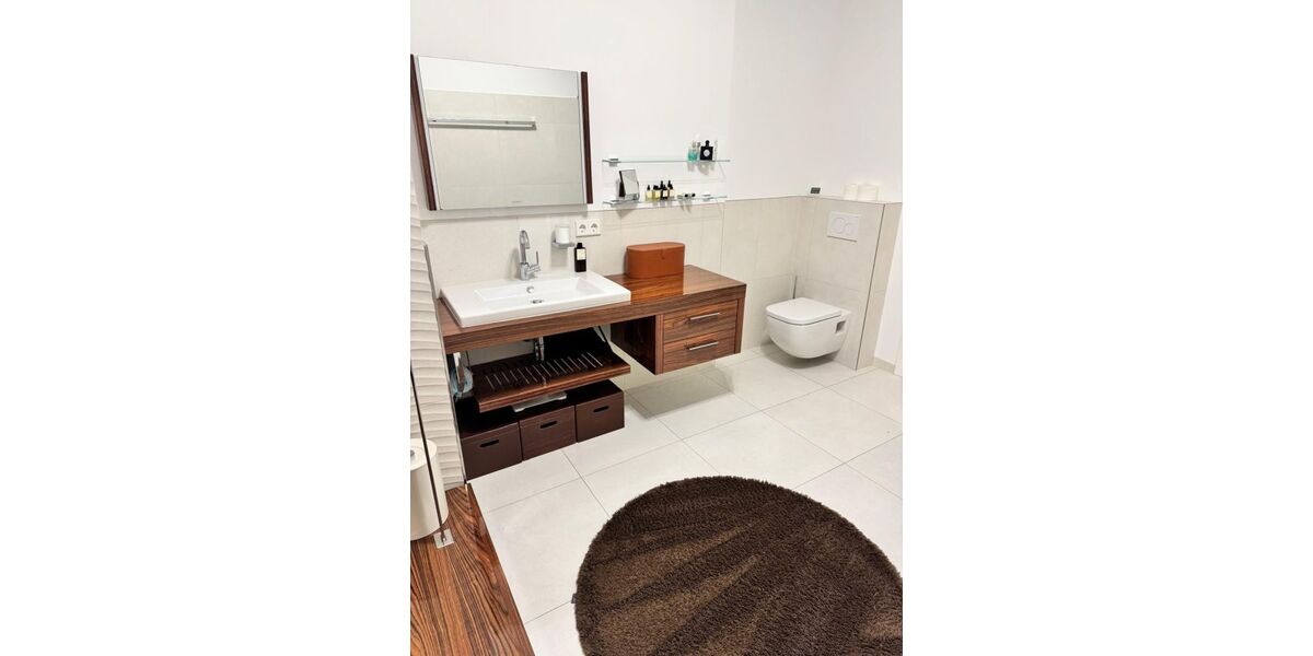 Exklusives Wohnen in einer ehemaligen Klosterkapelle- 115m2 Wohnfläche mit einzigartigem Charakter - 2- Düsseldorf Unterbach | Angebot:26946291