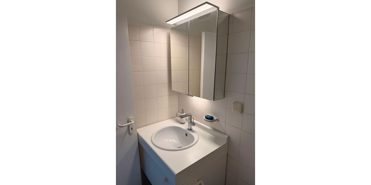 Repräsentative Bürofläche mit Stuckdecken in Düsseldorf-Pempelfort - Gewerbeobjekt Düsseldorf Pempelfort | Angebot:26801901