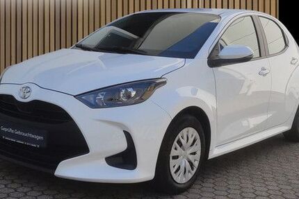 Toyota Yaris 30.414 km 14.990 &euro; Leverkusen 51381