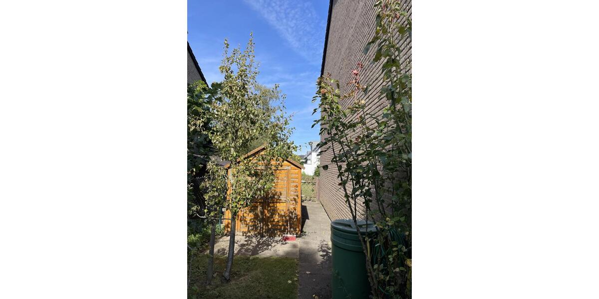 Von privat: Doppelhaushälfte in Krefeld-Traar 4 zimmer