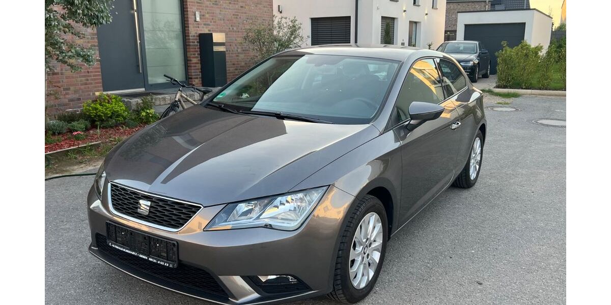 Seat Leon 42.000 km 11.800 &euro; Neuss 41468