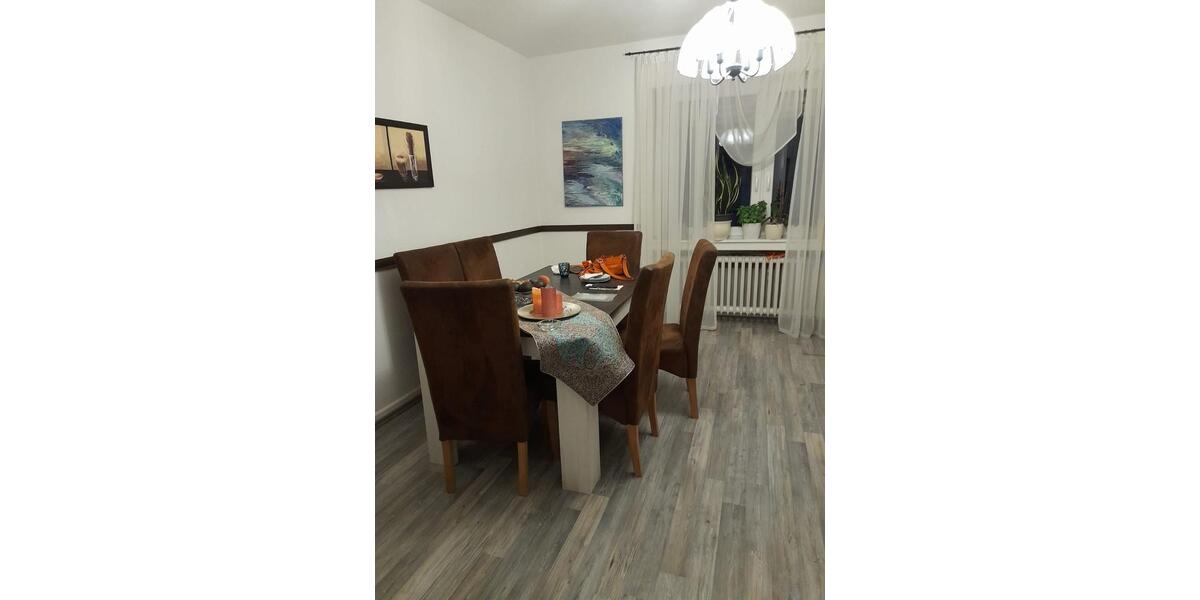 Wohnung mit Ladenlokal ( nur gemeinsam zu miete ) 6 zimmer