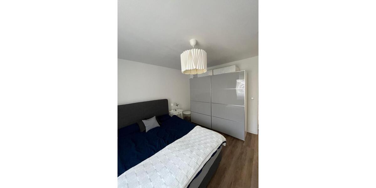 Hochparterre Mönchengladbach Ost - 3 Zimmer, 77 m&sup2;, 1.100&euro; | Angebot:25403027