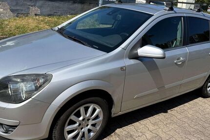 Opel Astra 157.525 km 1.950 &euro; Mönchengladbach 41199