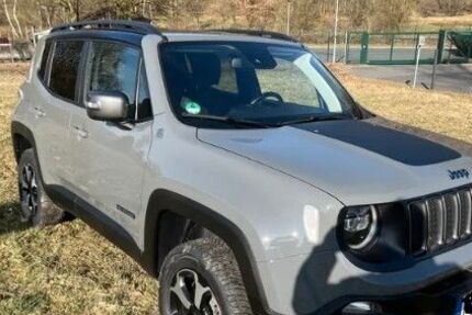 Jeep Renegade 84.522 km 17.500 &euro; Düsseldorf 40213