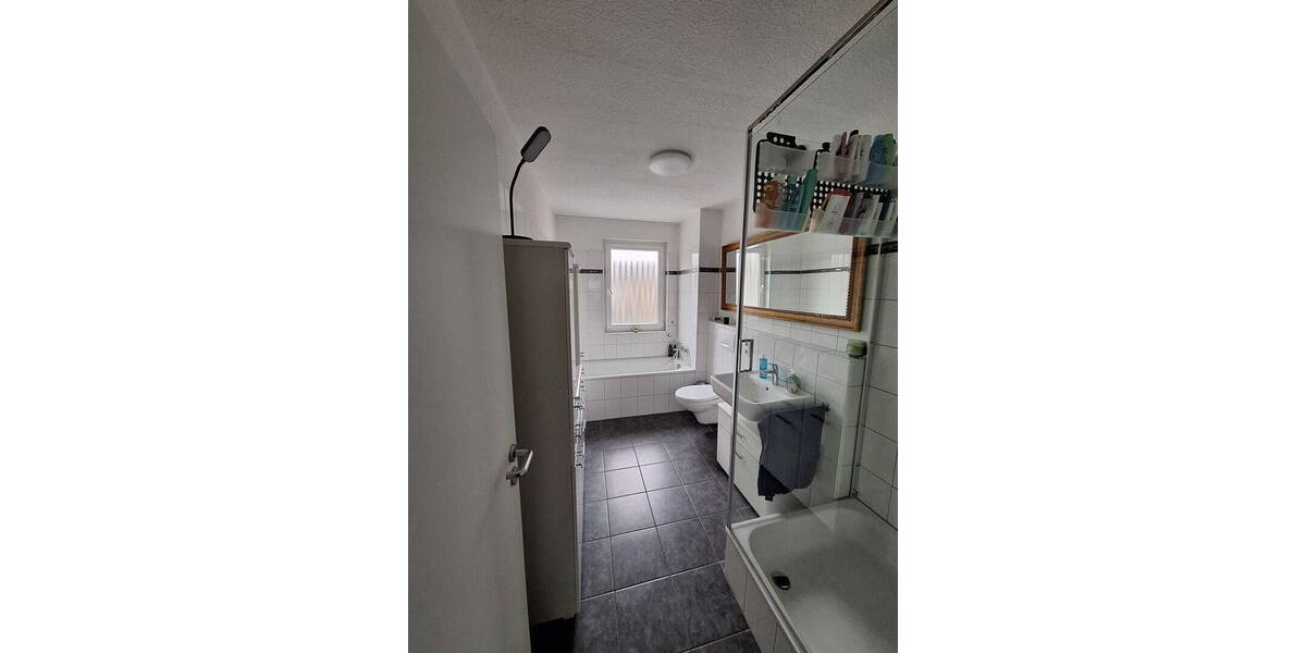 Reihenmittelhaus Düsseldorf Wittlaer - 5 Zimmer, 133 m&sup2;, 875.000&euro; | Angebot:26716078