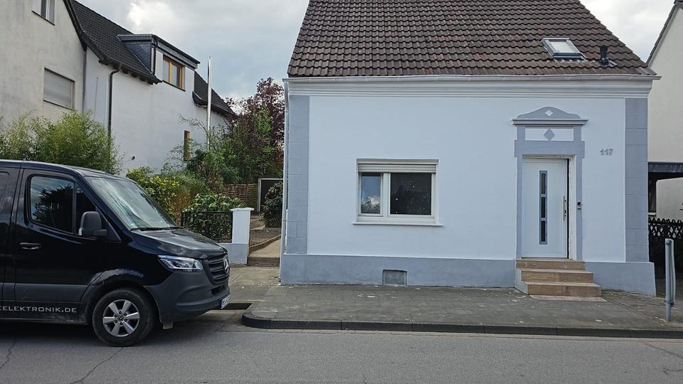 Einfamilienhaus Langenfeld (Rheinland) - 5 Zimmer, 106 m&sup2;, 1.820&euro; | Angebot:26397481