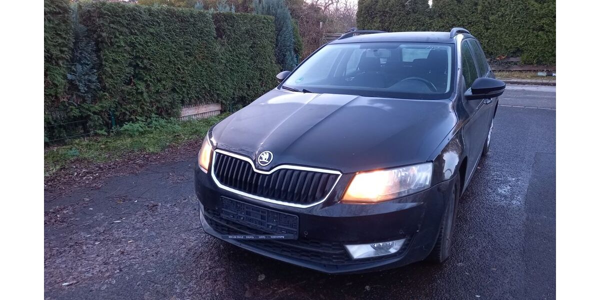 Skoda Octavia 300.000 km 3.650 &euro; duisburg 47198