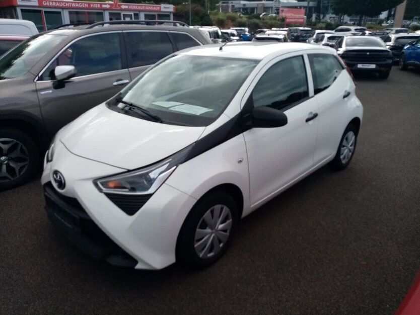 Aygo (X)
