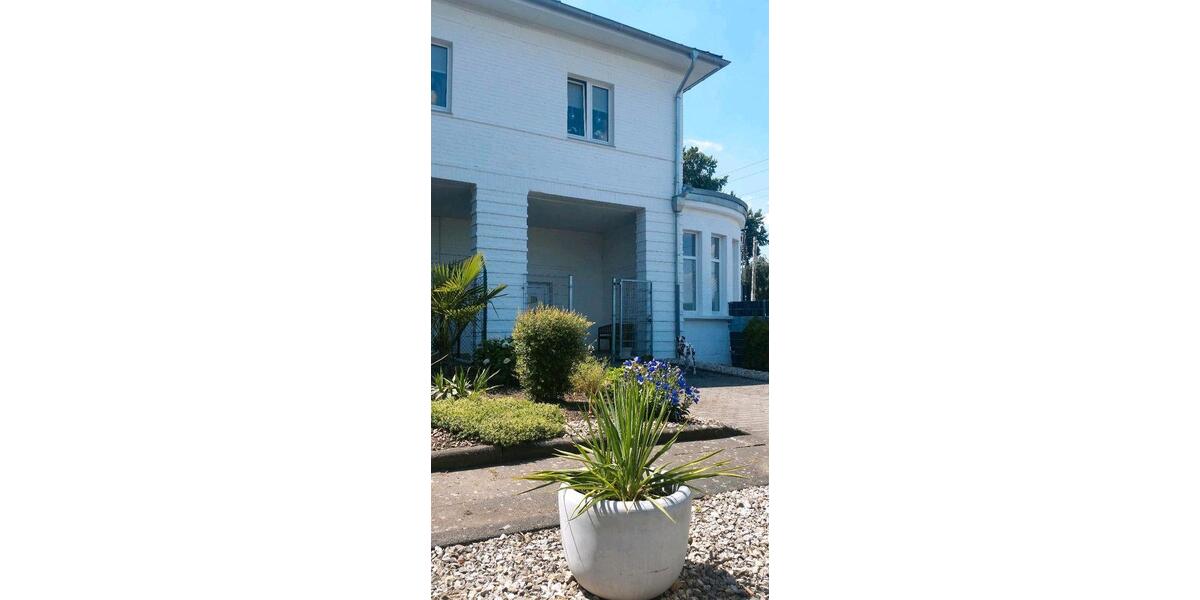 Mehrfamilienhaus, Wohnhaus Mönchengladbach West - 15 Zimmer, 454 m&sup2;, 655.000&euro; | Angebot:26956383