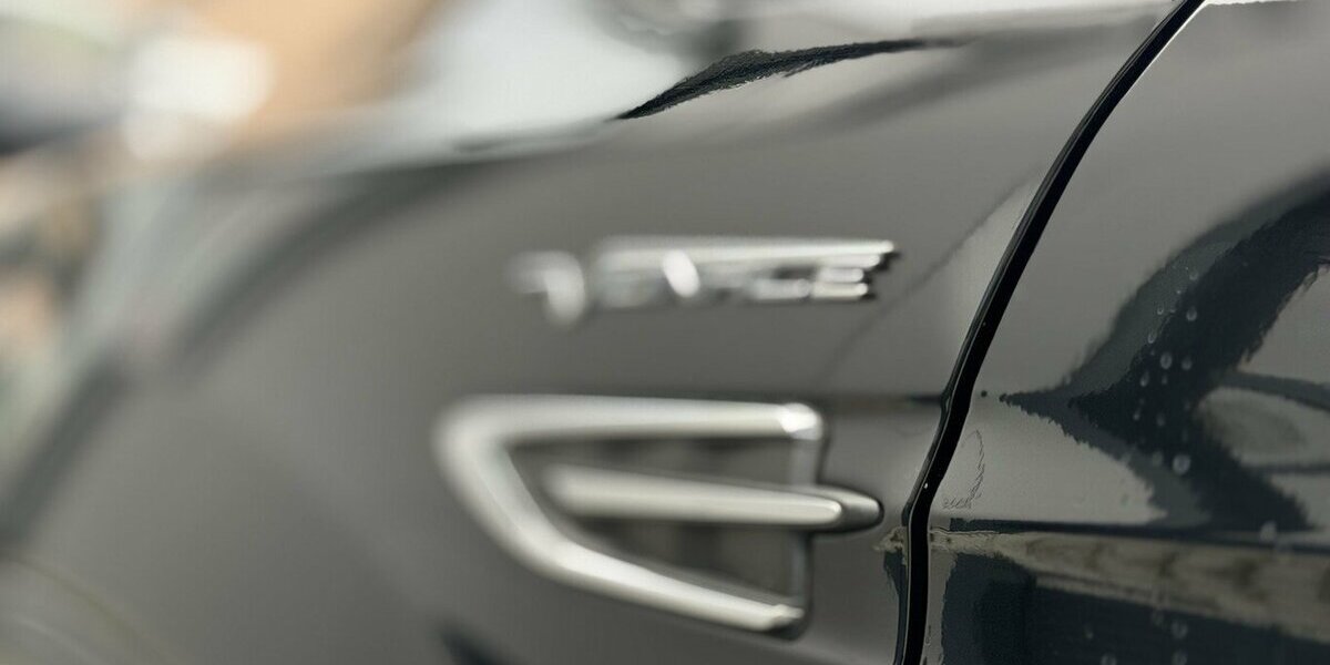 Ford Kuga Vignale / Panorama / Kamera / Keyless GO 34.000 km 22.490 &euro; Mönchengladbach 41066