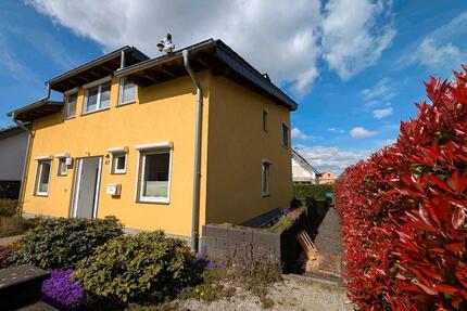 Haus Rommerskirchen - 7 Zimmer, 181 m&sup2;, 769.000&euro; | Angebot:25957057