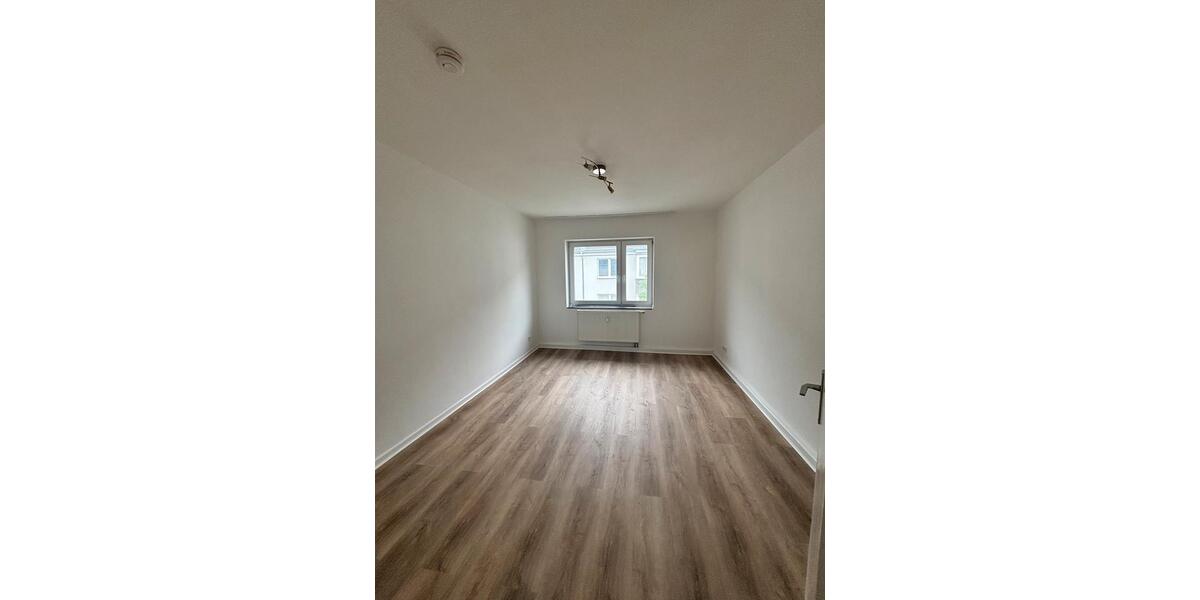 Etagenwohnung Düsseldorf Stadtbezirk 9 - 3 Zimmer, 62 m&sup2;, 830&euro; | Angebot:26426322