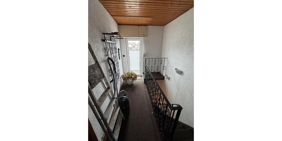 Dachgeschoßwohnung Langenfeld (Rheinland) - 2 Zimmer, 52 m&sup2;, 665&euro; | Angebot:26397791