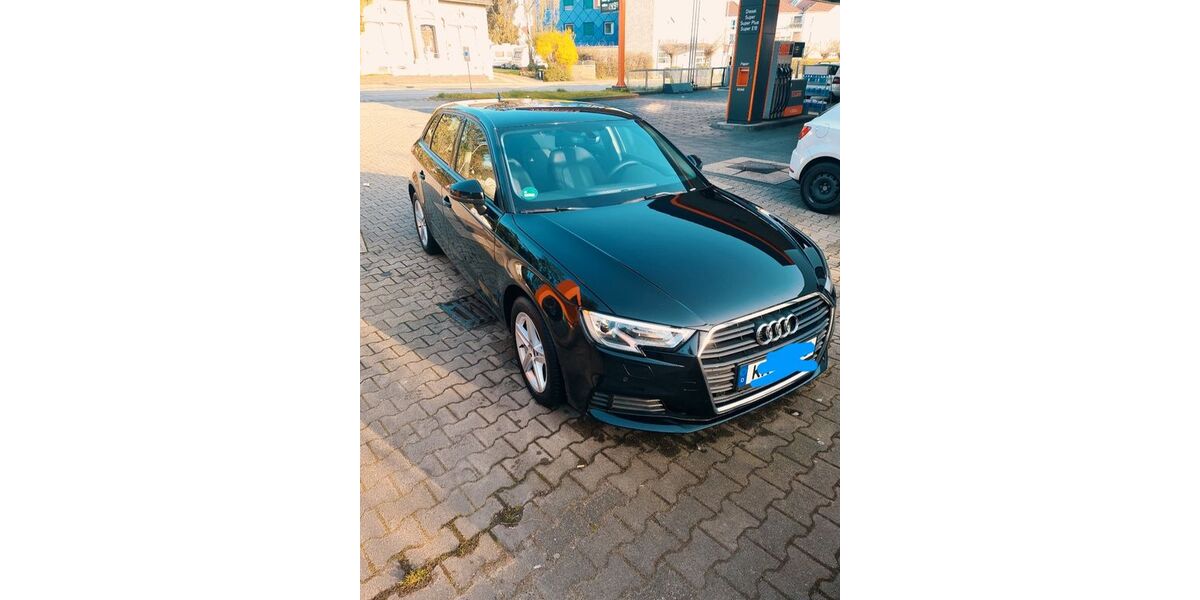 Audi A3 173.000 km 10.999 &euro; Duisburg 47269