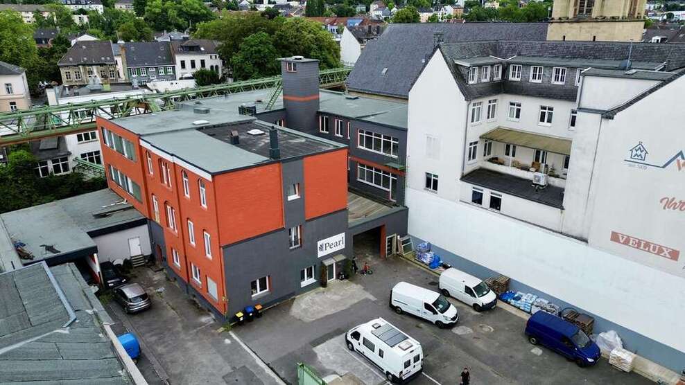 Halle in Wuppertal 3.000 € 500 m²