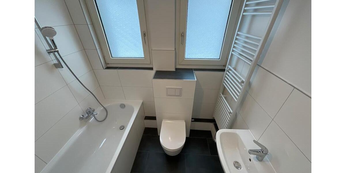 Etagenwohnung Düsseldorf Stadtbezirk 8 - 2 Zimmer, 57 m&sup2;, 912&euro; | Angebot:25590540