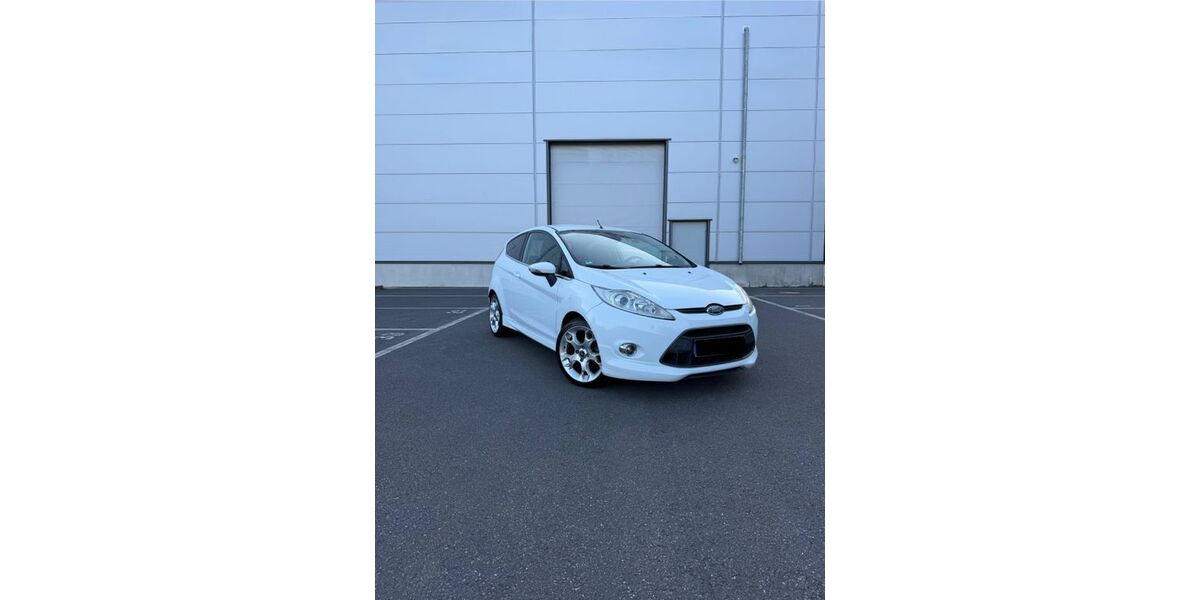 Ford Fiesta 215.000 km 2.790 &euro; Remscheid 42859