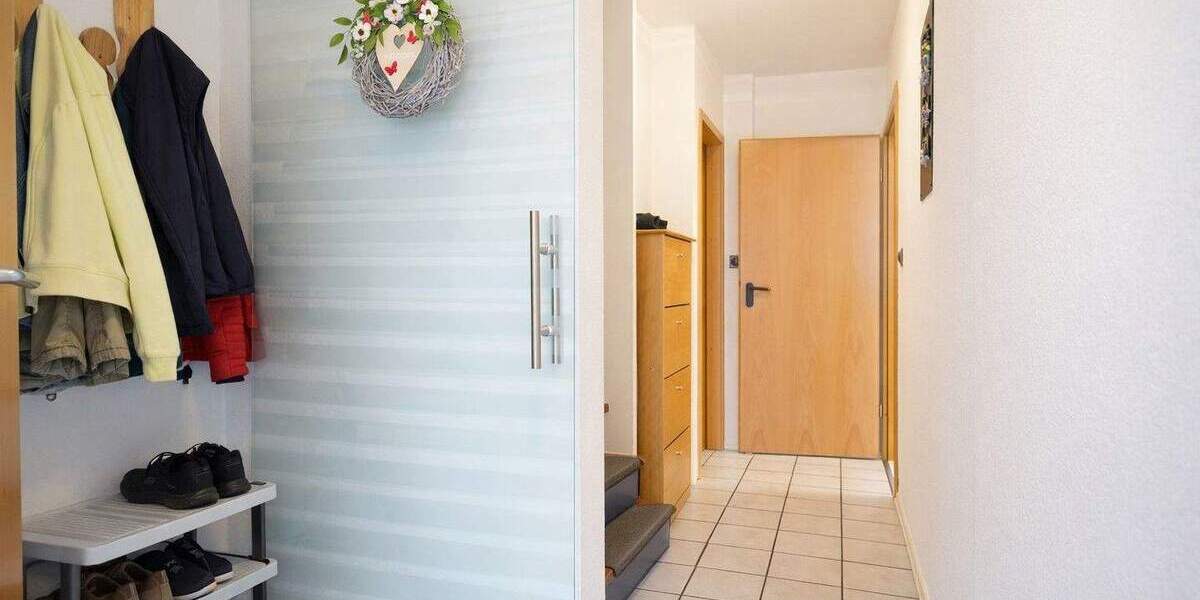 Reihenmittelhaus Krefeld / Uerdingen Uerdingen - 5 Zimmer, 122 m&sup2;, 398.000&euro; | Angebot:25800735