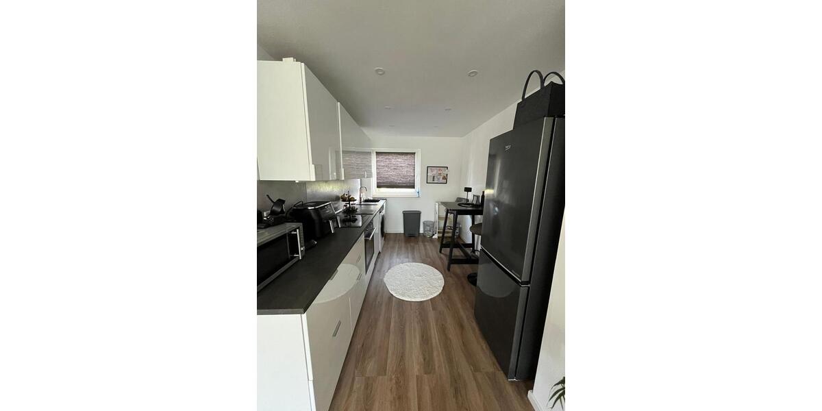 Hochparterre Mönchengladbach Ost - 3 Zimmer, 77 m&sup2;, 1.100&euro; | Angebot:25403027