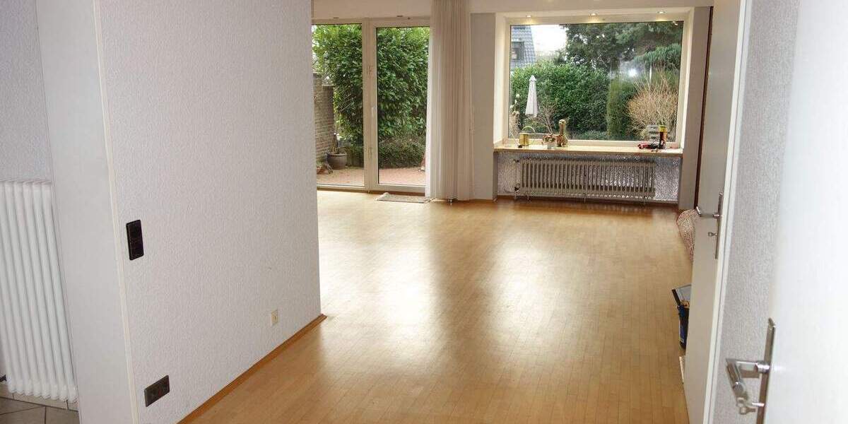 Einfamilienhaus Düsseldorf Hassels - 4 Zimmer, 128 m&sup2;, 550.000&euro; | Angebot:25665200