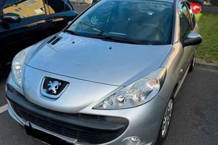 Peugeot 206 146.000 km 1.750 &euro; Krefeld 47798