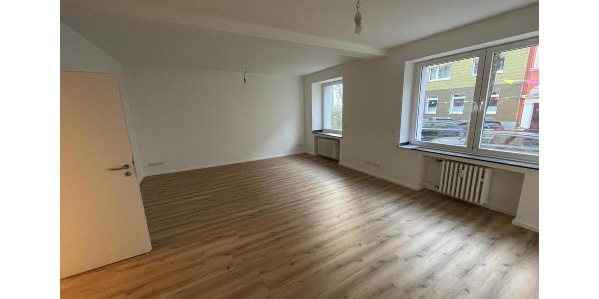 Hochparterre Düsseldorf Stadtbezirk 5 - 2.5 Zimmer, 88 m&sup2;, 1.480&euro; | Angebot:25809179