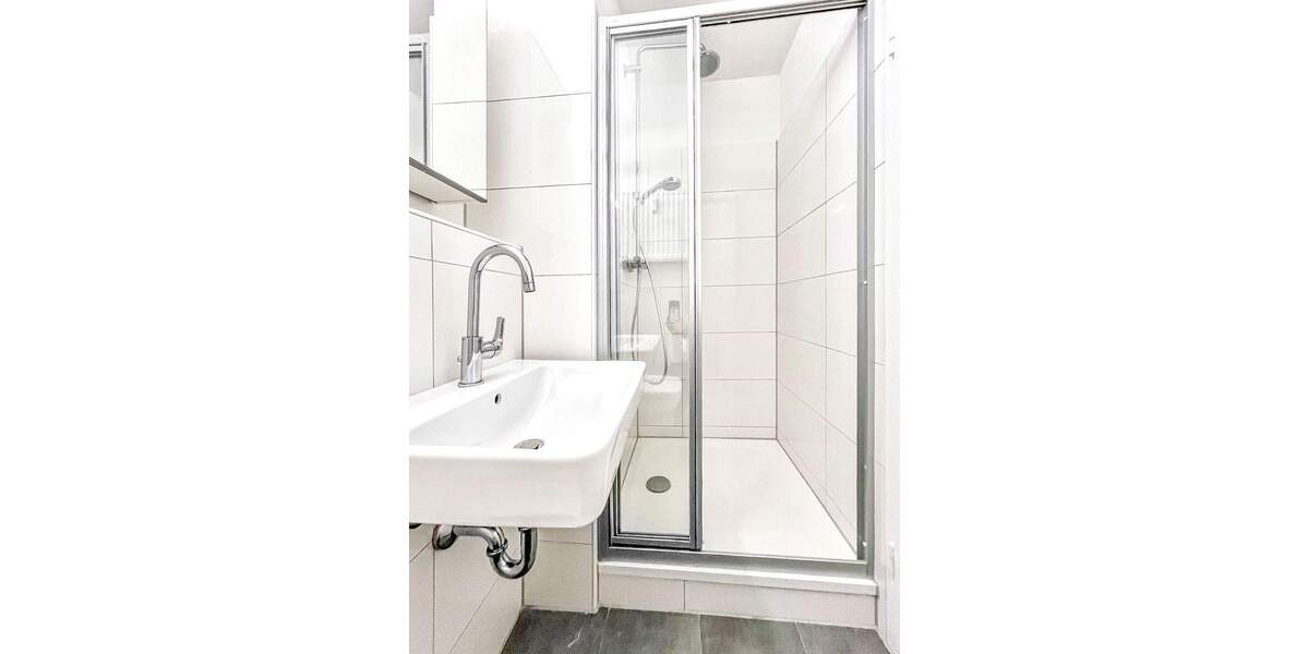 Etagenwohnung Düsseldorf Altstadt - 2 Zimmer, 39 m&sup2;, 995&euro; | Angebot:25529705