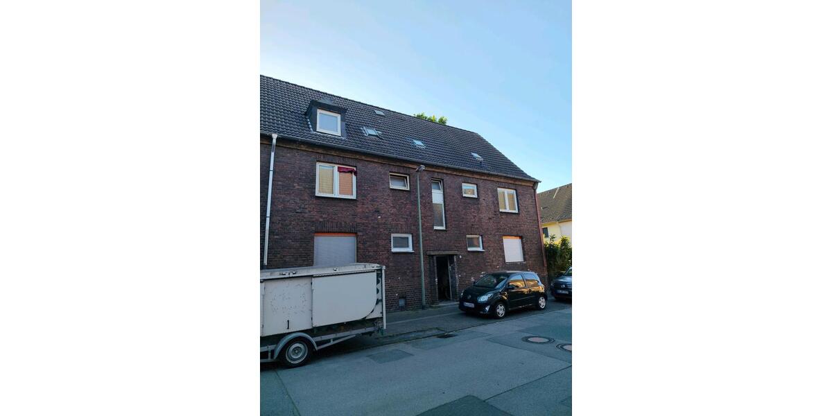 Mehrfamilienhaus, Wohnhaus Duisburg Rheinhausen - 12 Zimmer, 250 m&sup2;, 330.000&euro; | Angebot:26840108