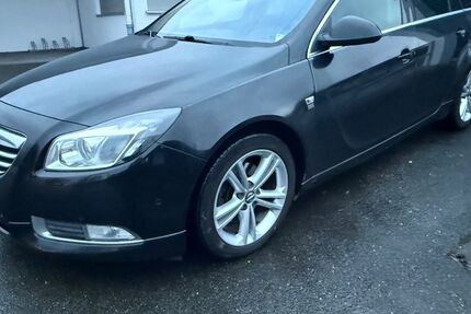 Opel Insignia 410.000 km 3.200 € Essen 45141
