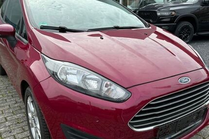 Ford Fiesta 66.400 km 6.990 € Bergheim 50129