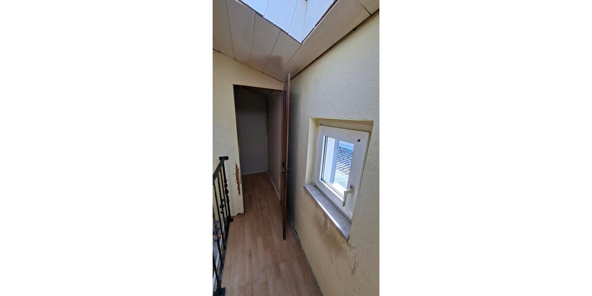 Einfamilienhaus Grevenbroich Neuenhausen - 5 Zimmer, 20 m&sup2;, 99.000&euro; | Angebot:26531903